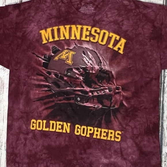 Minnesota Golden Gophers Football Collegiate NCAA Mens Tshirt - Picture 2 of 4